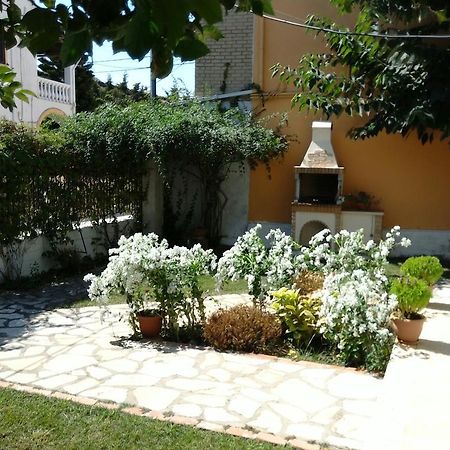 Dimitris Studios אצ'ארבי מראה חיצוני תמונה