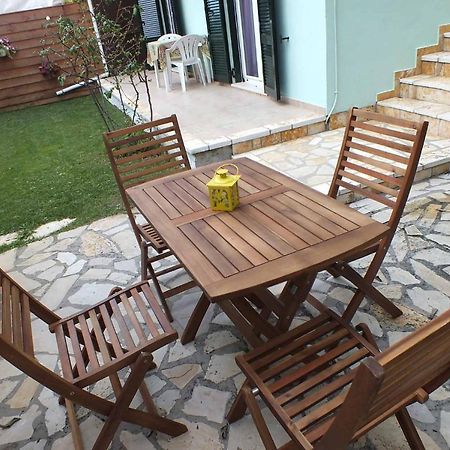 Dimitris Studios אצ'ארבי מראה חיצוני תמונה