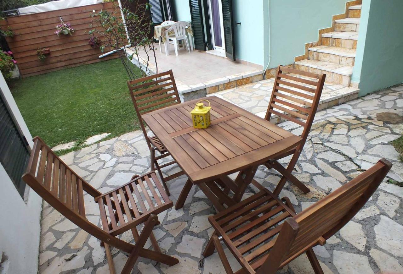 Dimitris Studios אצ'ארבי מראה חיצוני תמונה